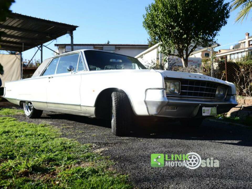 Imagen 10/10 de Chrysler New Yorker (1965)
