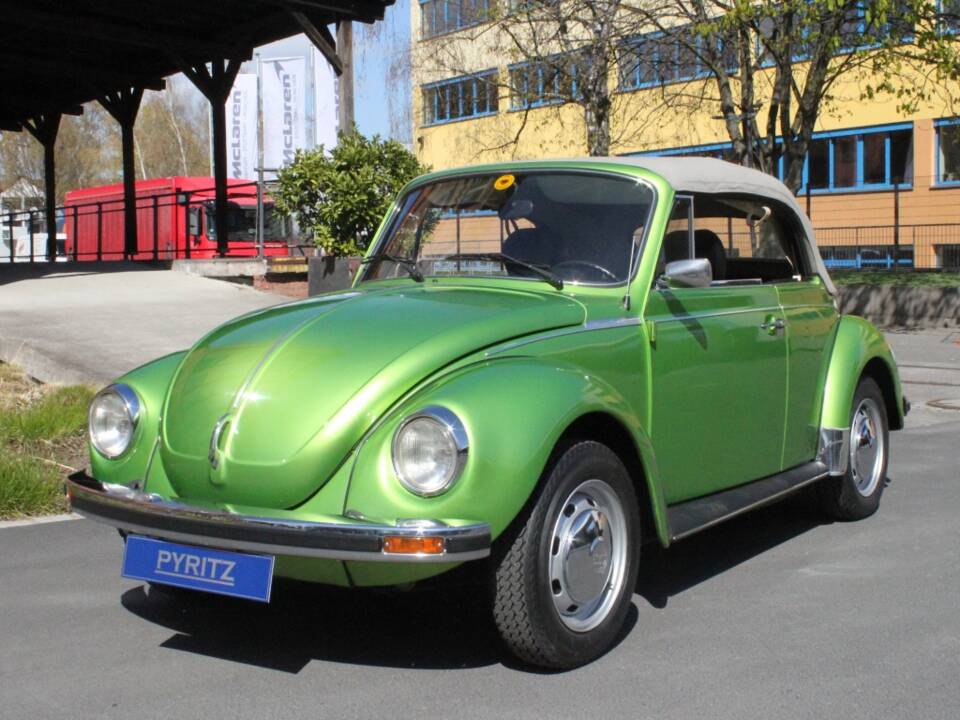 Bild 2/19 von Volkswagen Käfer 1303 LS (1976)