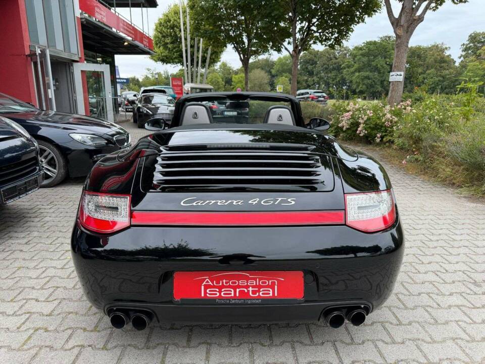 Afbeelding 8/43 van Porsche 911 Carrera 4 GTS (2011)