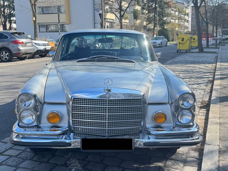 Imagen 10/17 de Mercedes-Benz 280 SE (1970)