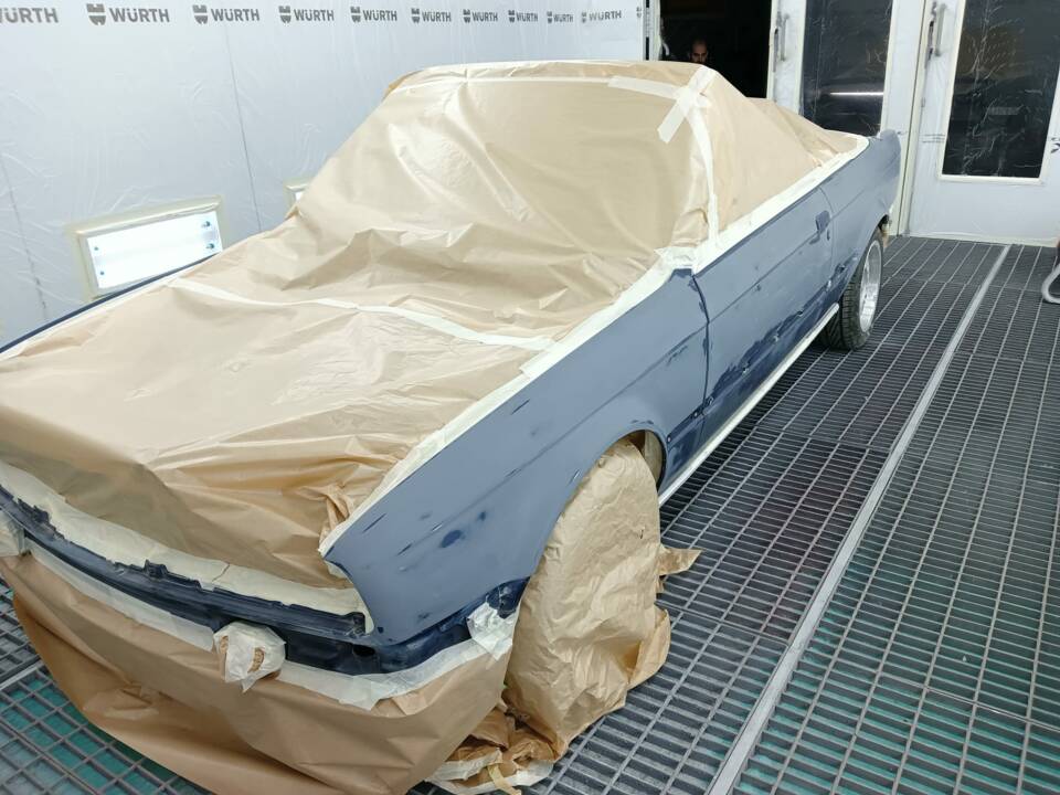 Bild 38/55 von BMW 320i (1991)