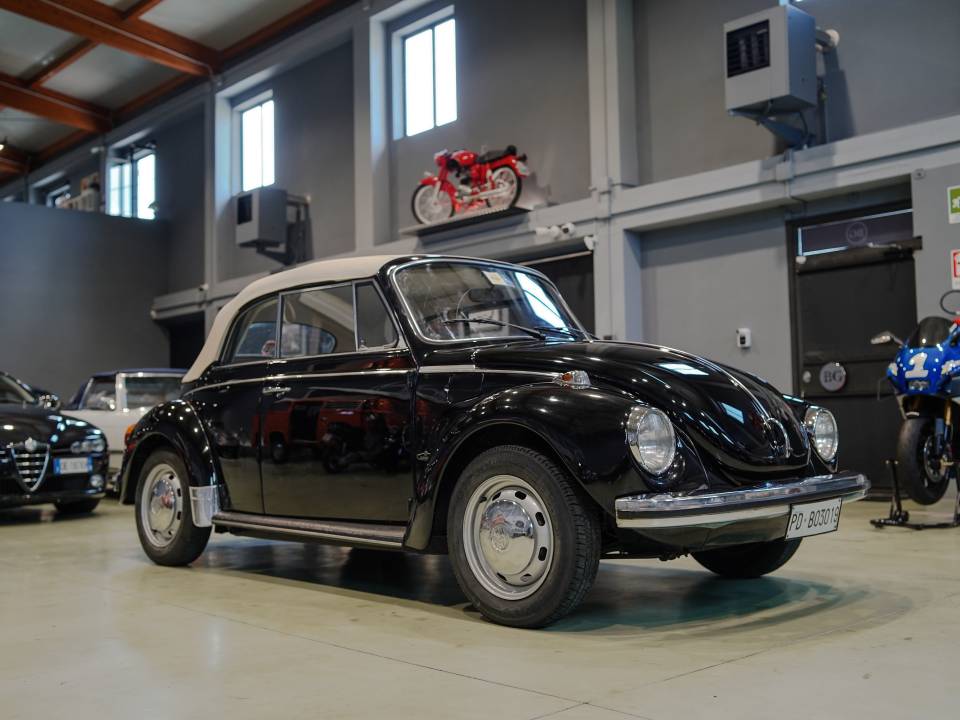 Image 11/50 de Volkswagen Beetle 1303 (1974)