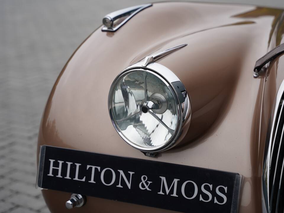 Image 35/50 of Jaguar XK 120 OTS (1950)