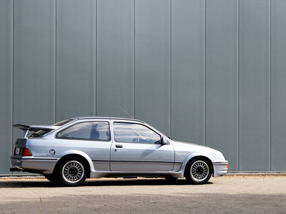 Immagine 1/47 di Ford Sierra RS Cosworth (1987)