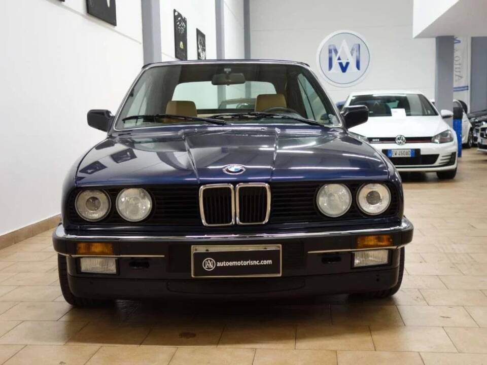Bild 3/15 von BMW 320i (1988)