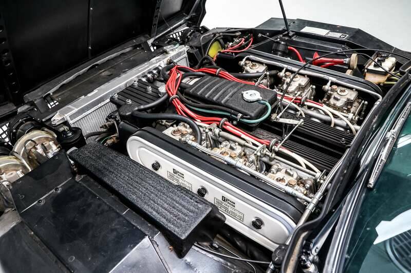 Afbeelding 13/32 van Lamborghini Espada 400 GT (1976)