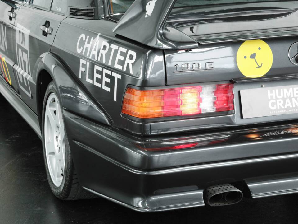 Imagen 22/50 de Mercedes-Benz 190 E 2.5-16 Evolution II (1990)