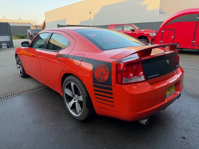 Image 4/28 de Dodge Charger SRT8 (2009)
