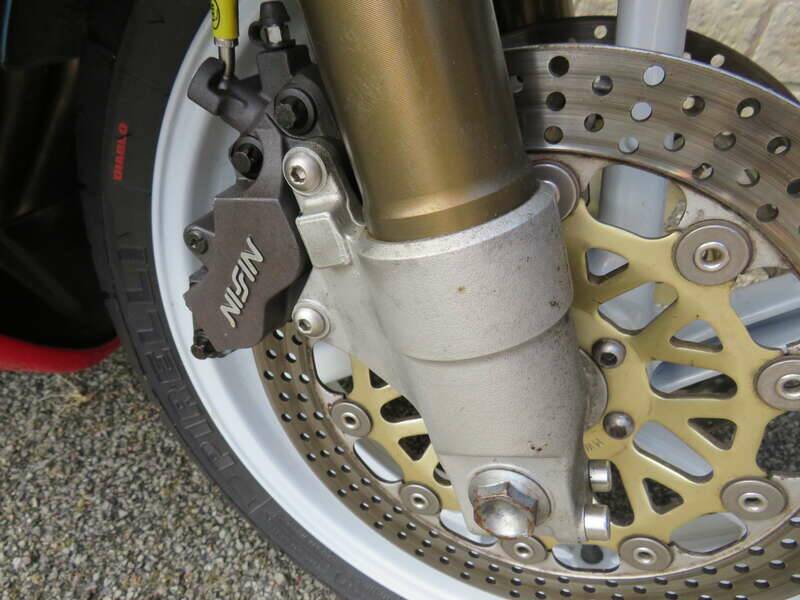 Image 29/41 de Honda CBR 900RR Fireblade (1993)