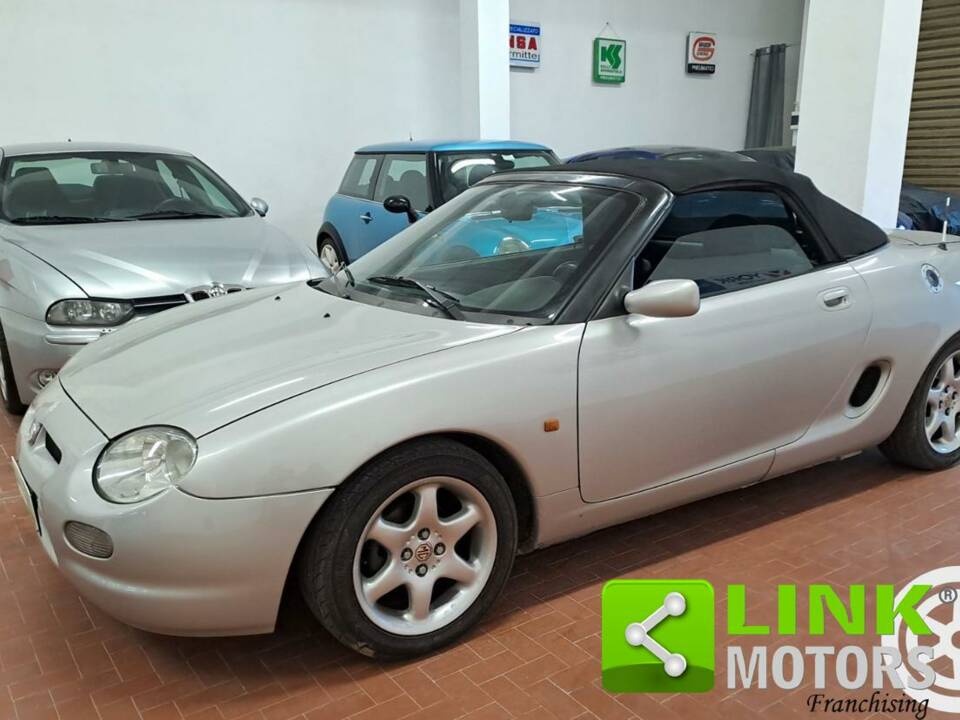 Image 3/10 of MG F 1.8i (1998)