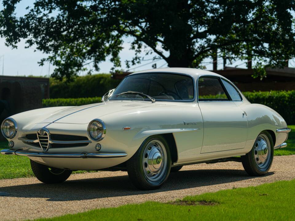 Image 9/50 de Alfa Romeo Giulia Sprint Speciale (1963)
