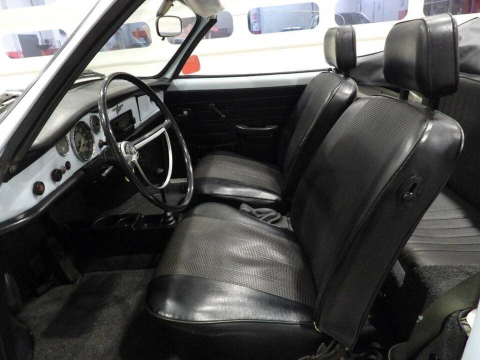 Bild 6/15 von Volkswagen Karmann Ghia 1600 (1969)