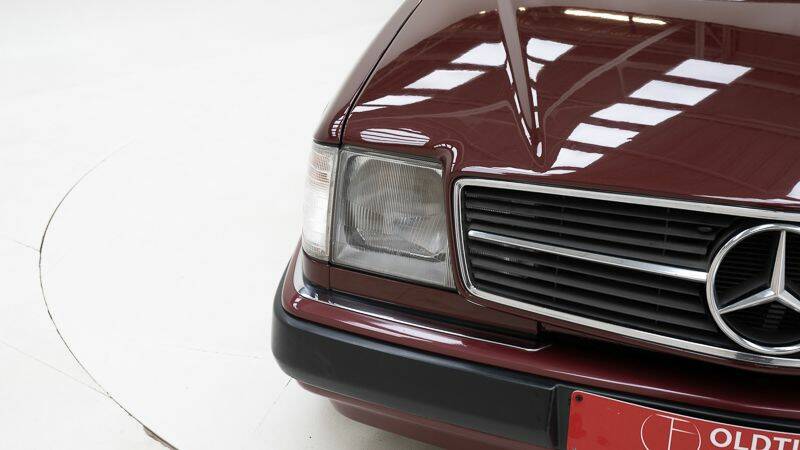 Bild 10/15 von Mercedes-Benz 230 CE (1991)