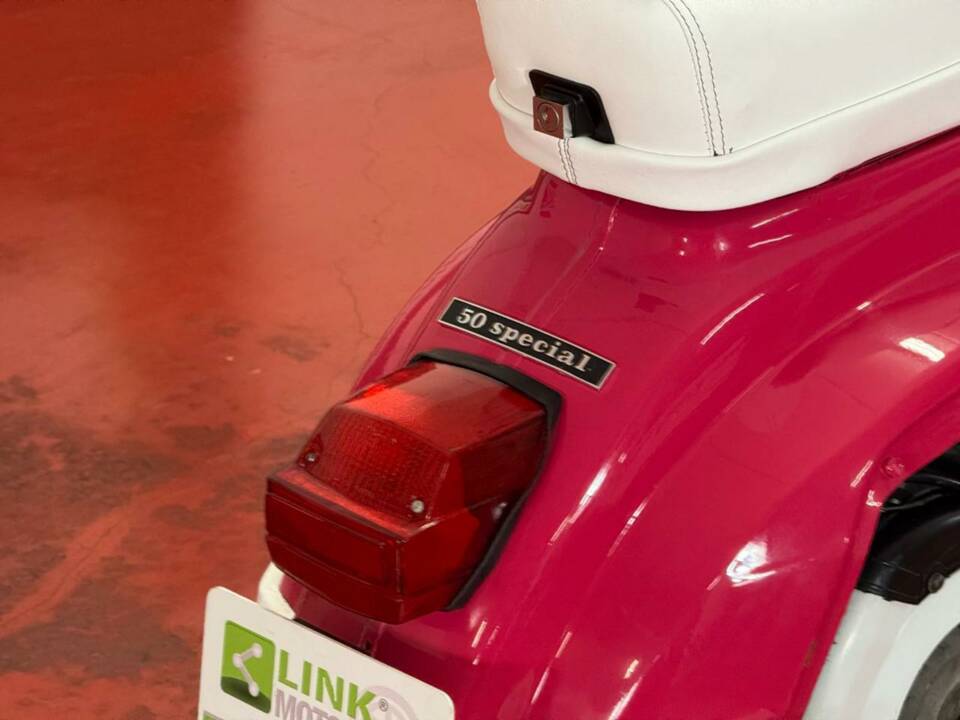 Immagine 19/26 di Piaggio Vespa 50 N Special (1980)