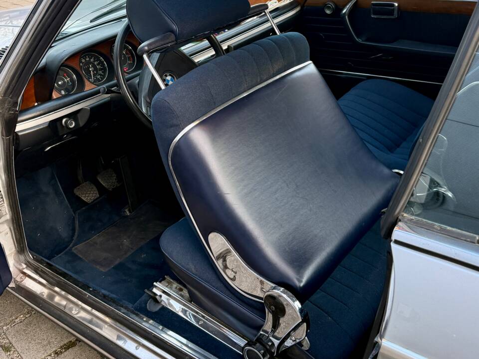 Bild 9/27 von BMW 2800 CS (1970)