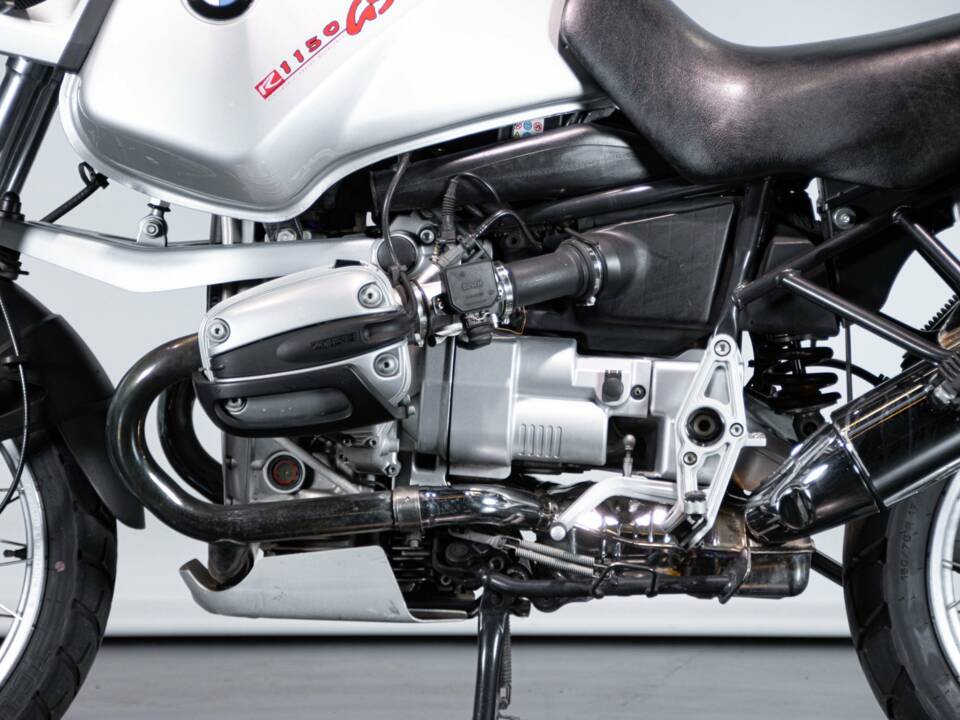 Immagine 26/50 di BMW DUMMY (2000)