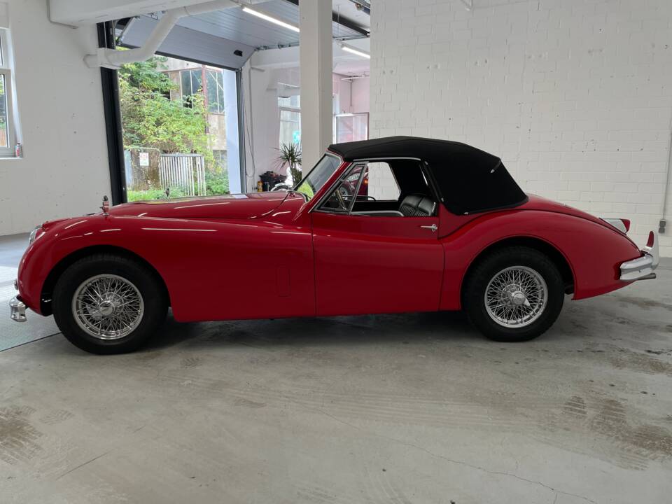 Imagen 12/38 de Jaguar XK 140 SE DHC (1955)