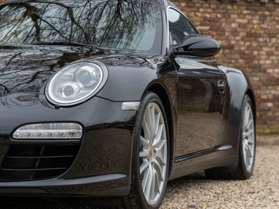 Afbeelding 36/50 van Porsche 911 Targa 4S (2009)