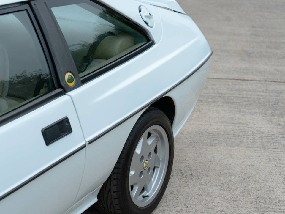 Immagine 28/50 di Lotus Eclat S 2.2 (1989)