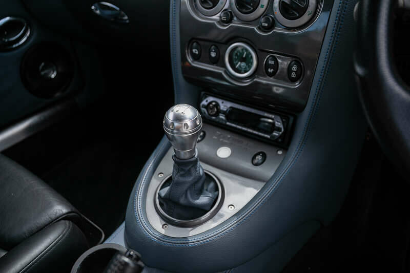 Image 19/41 of MG XPower SV (2007)