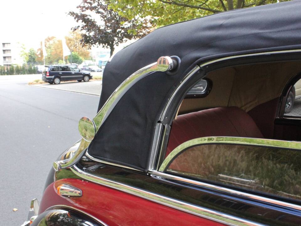 Image 12/21 de Mercedes-Benz 220 Cabriolet B (1952)