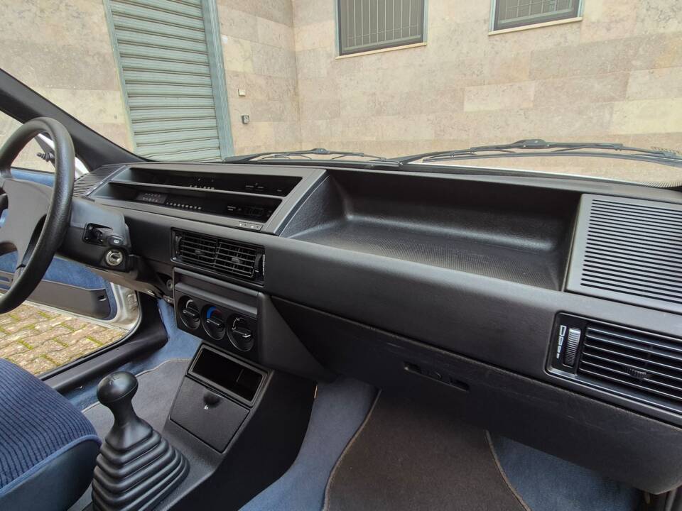 Immagine 124/193 di FIAT Tipo 1.4 DGT (1989)