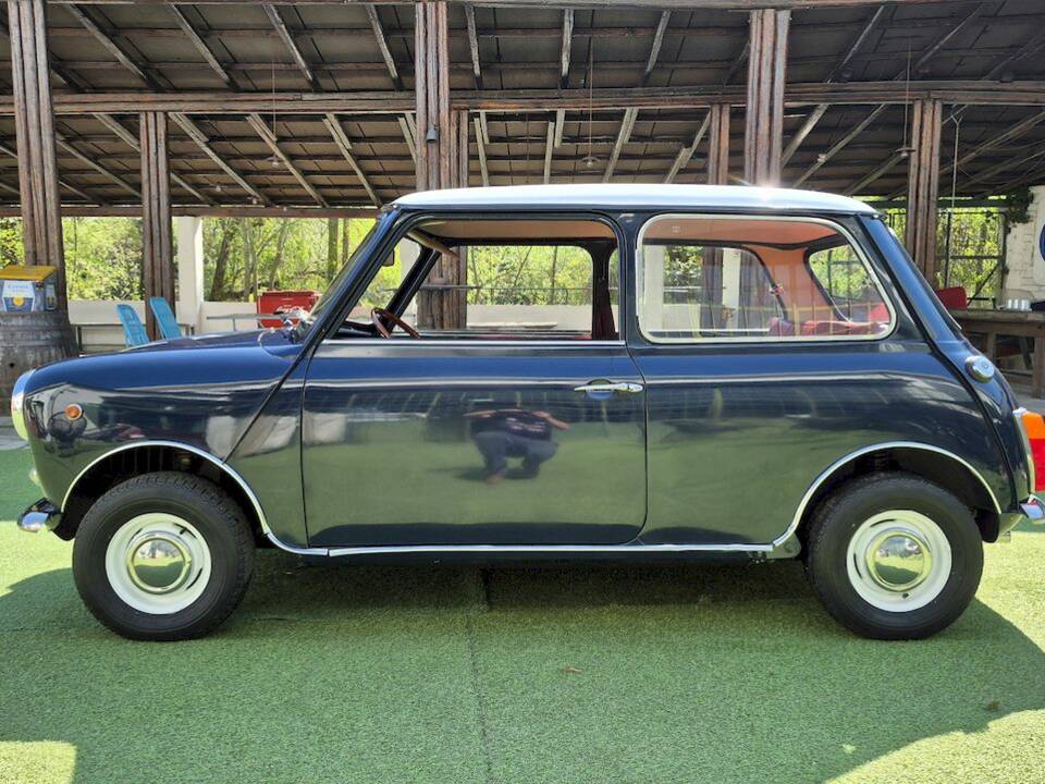 Imagen 3/45 de Mini 850 (1970)