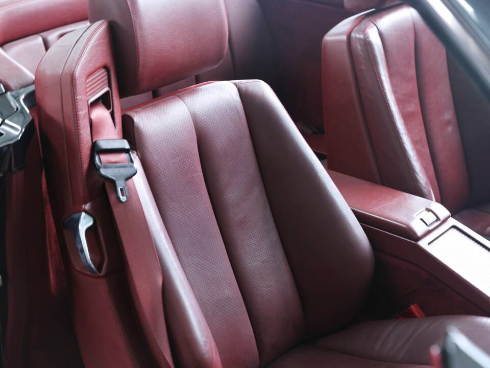 Image 21/37 of Mercedes-Benz SL 500 (1995)