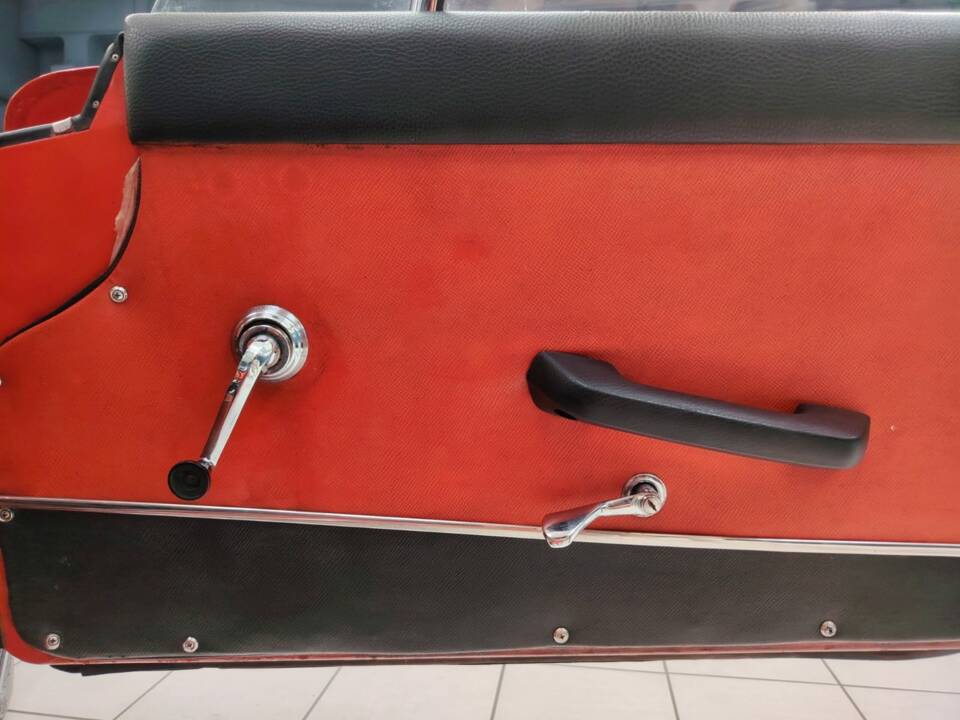 Bild 37/58 von O.S.C.A. Barchetta (1960)