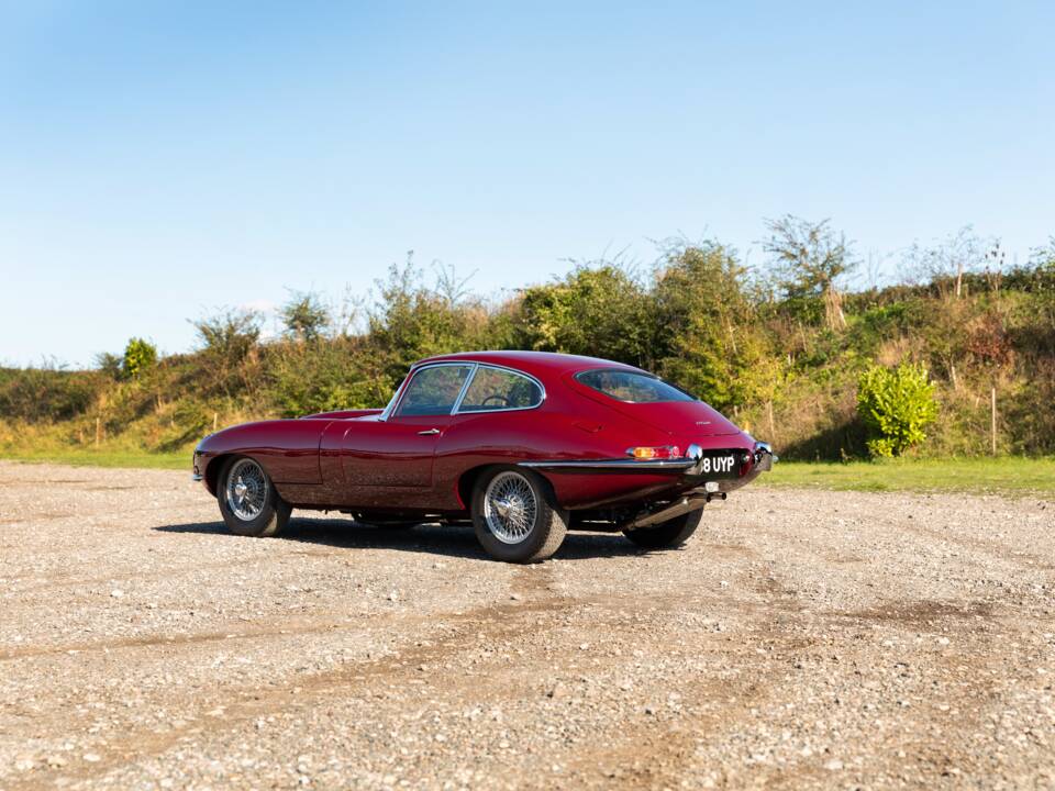 Afbeelding 39/50 van Jaguar E-Type 3.8 (1962)