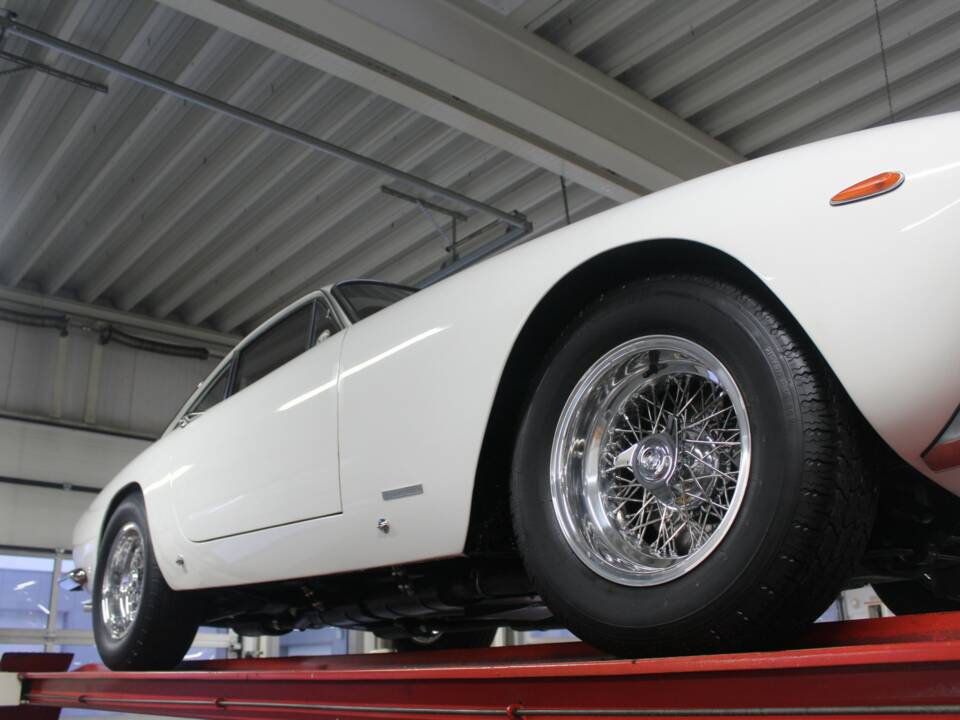 Bild 12/50 von Ferrari 250 GT/L Lusso (1964)