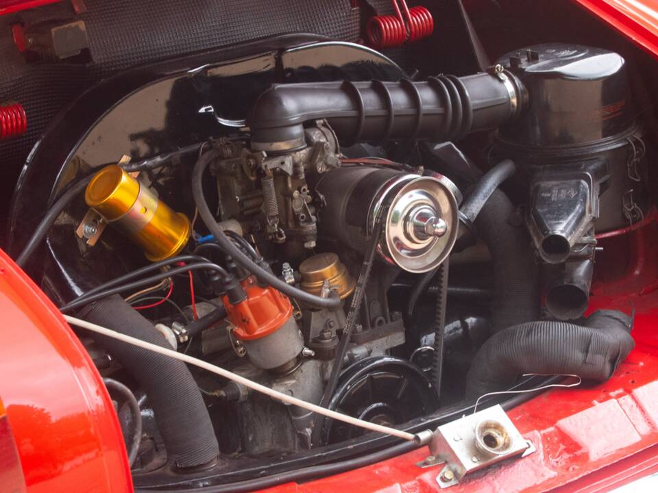 Bild 5/50 von Volkswagen Karmann Ghia 1600 (1972)