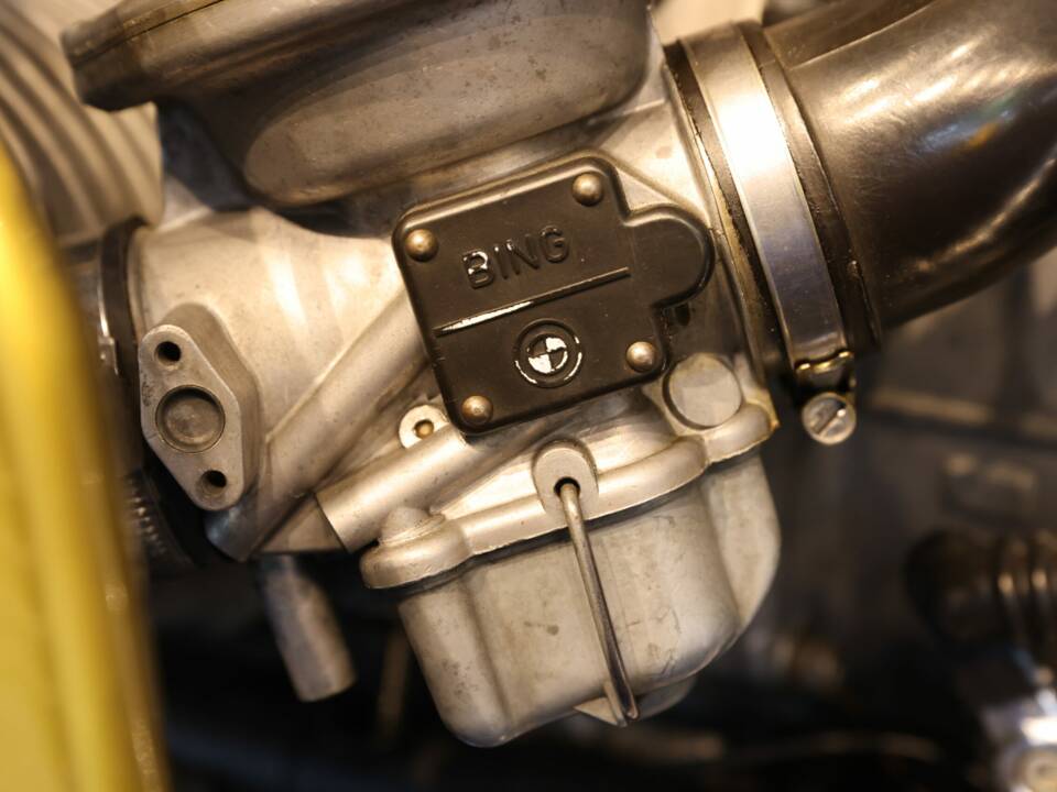 Image 25/28 of BMW R 100 RS (1978)