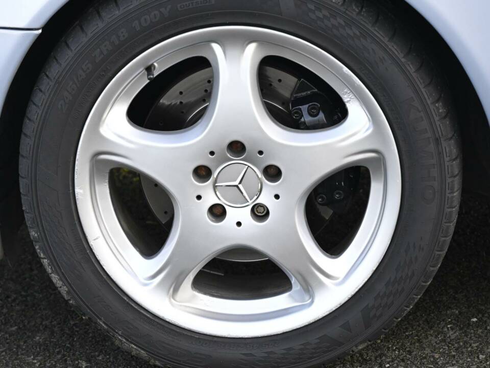 Image 19/50 de Mercedes-Benz S 500 L (2001)