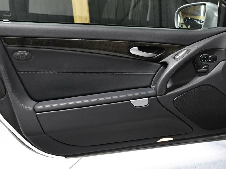 Imagen 30/50 de Mercedes-Benz SL 500 (2008)