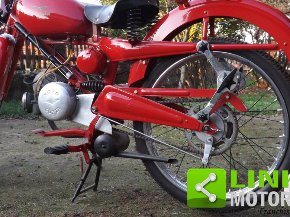 Afbeelding 5/10 van Moto Guzzi DUMMY (1952)