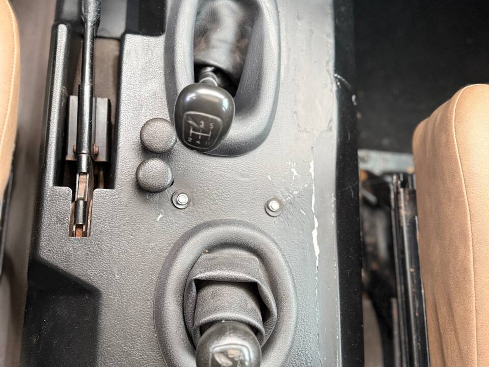 Bild 17/31 von Mercedes-Benz 280 GE (SWB) (1984)