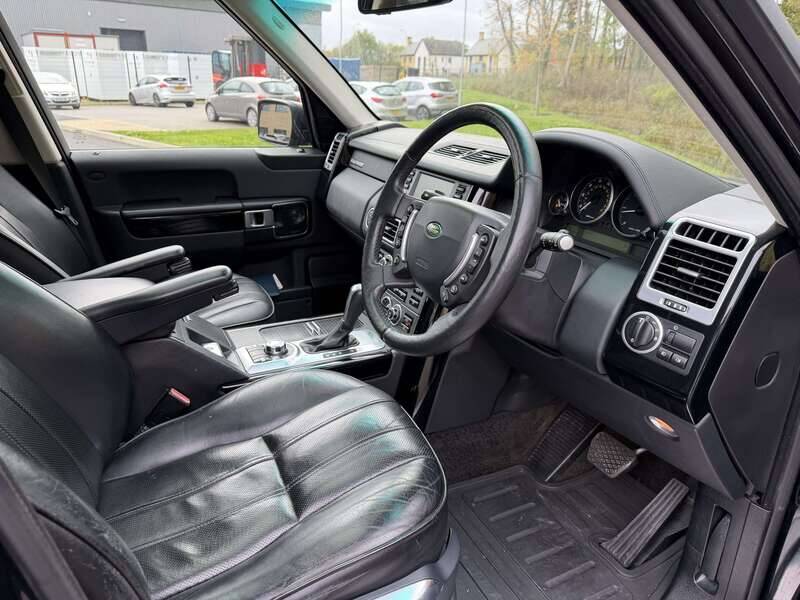 Bild 41/50 von Land Rover Range Rover Vogue TDV8 (2008)