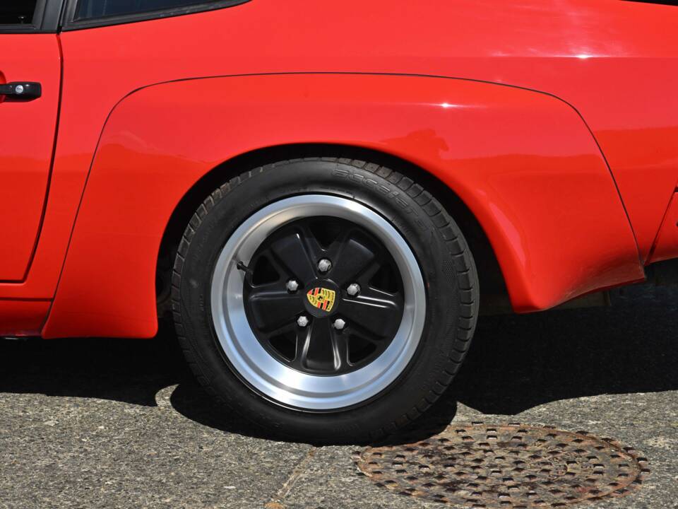 Image 42/50 of Porsche 924 Carrera GT (1986)