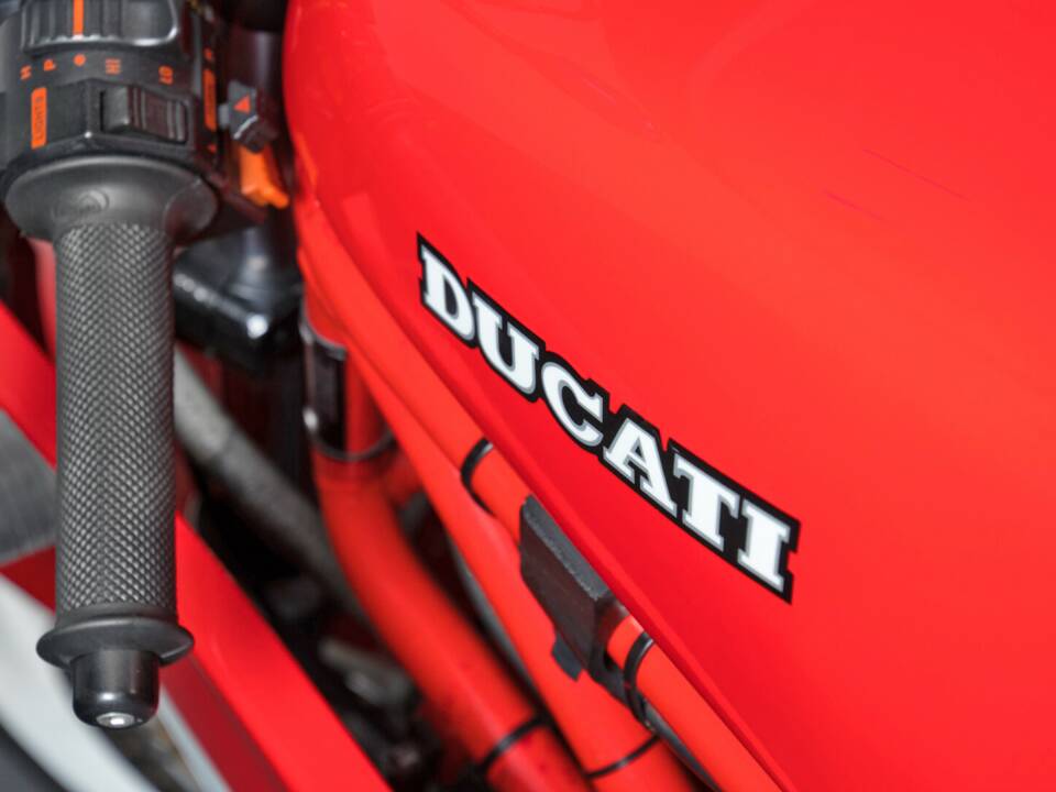 Immagine 6/18 di Ducati DUMMY (1990)
