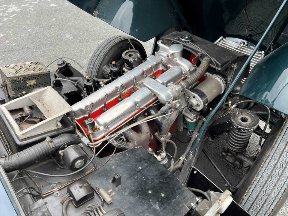 Afbeelding 28/50 van Aston Martin DB 2&#x2F;4 Mk I DHC (1954)