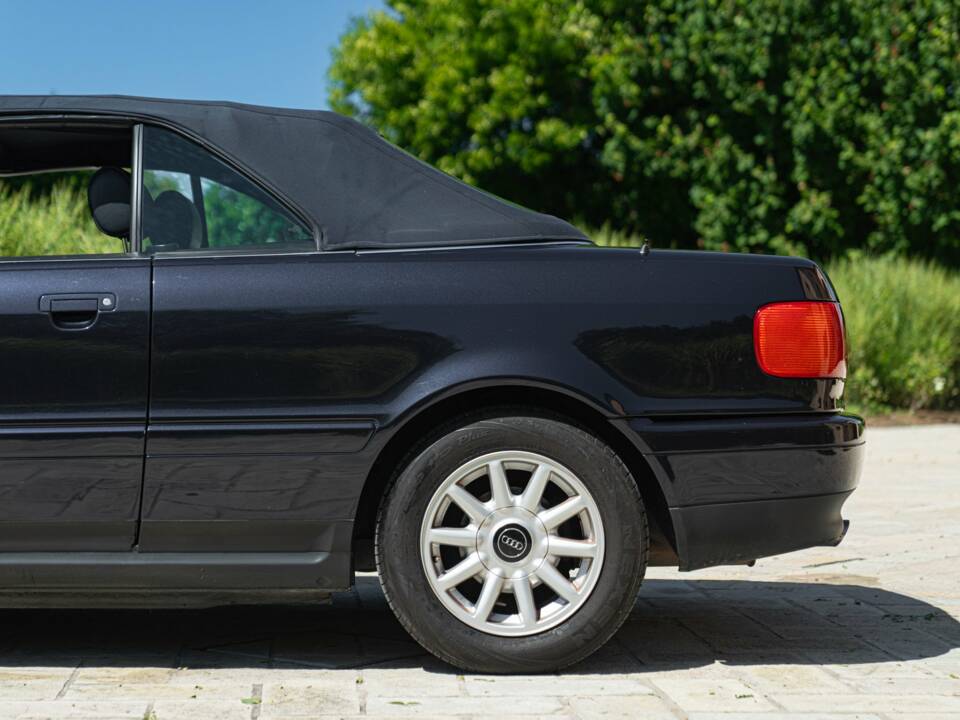 Afbeelding 28/50 van Audi Cabriolet 2.0 E (1997)