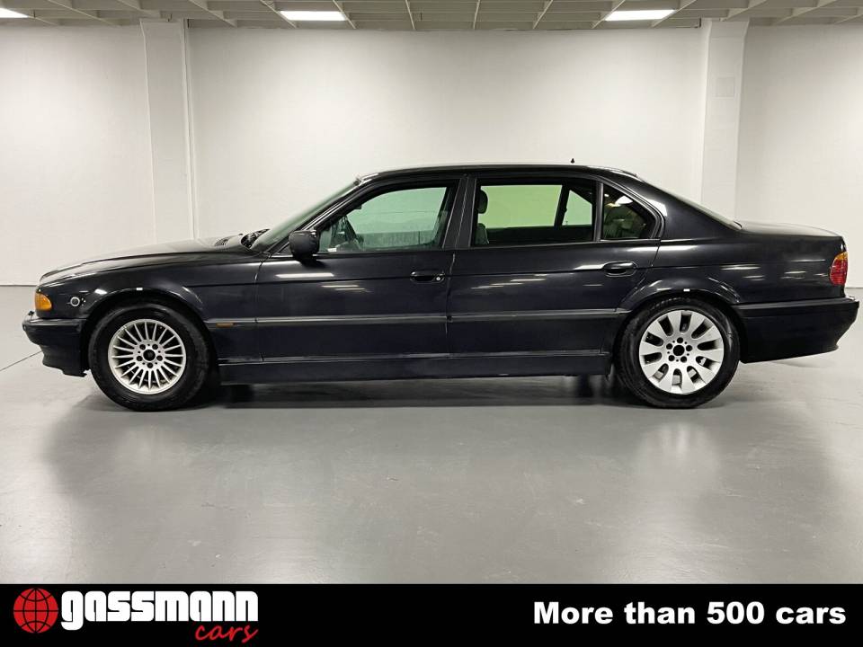 Image 5/15 of BMW 750iL (1999)