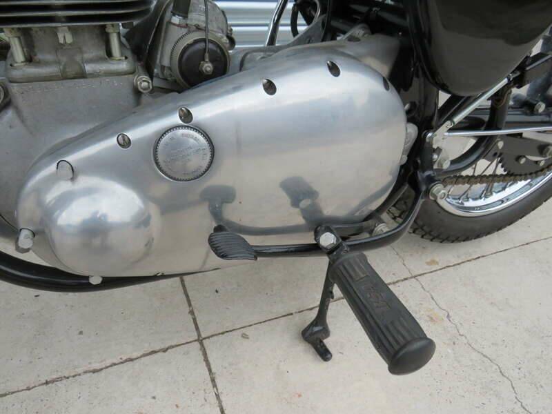 Image 23/45 of BSA DB 32 Gold Star (1959)