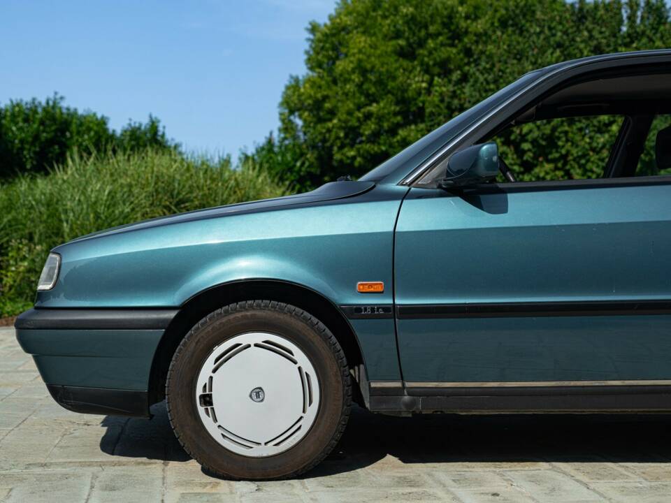 Bild 23/50 von Lancia Dedra 1.8 i.e. (1990)