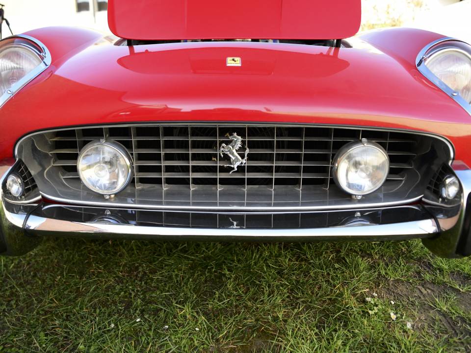 Imagen 28/40 de Ferrari 250 GT Spyder California SWB (1962)