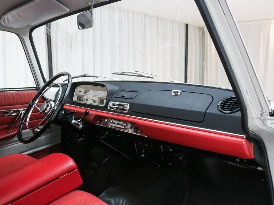 Bild 8/18 von Peugeot 404 (1963)