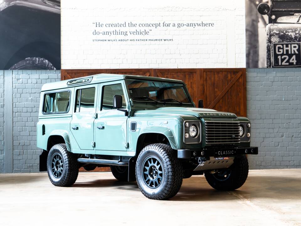 Image 1/24 of Land Rover Defender 110 (2013)