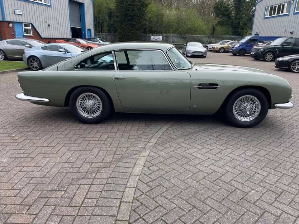 Image 5/16 of Aston Martin DB 5 (1963)