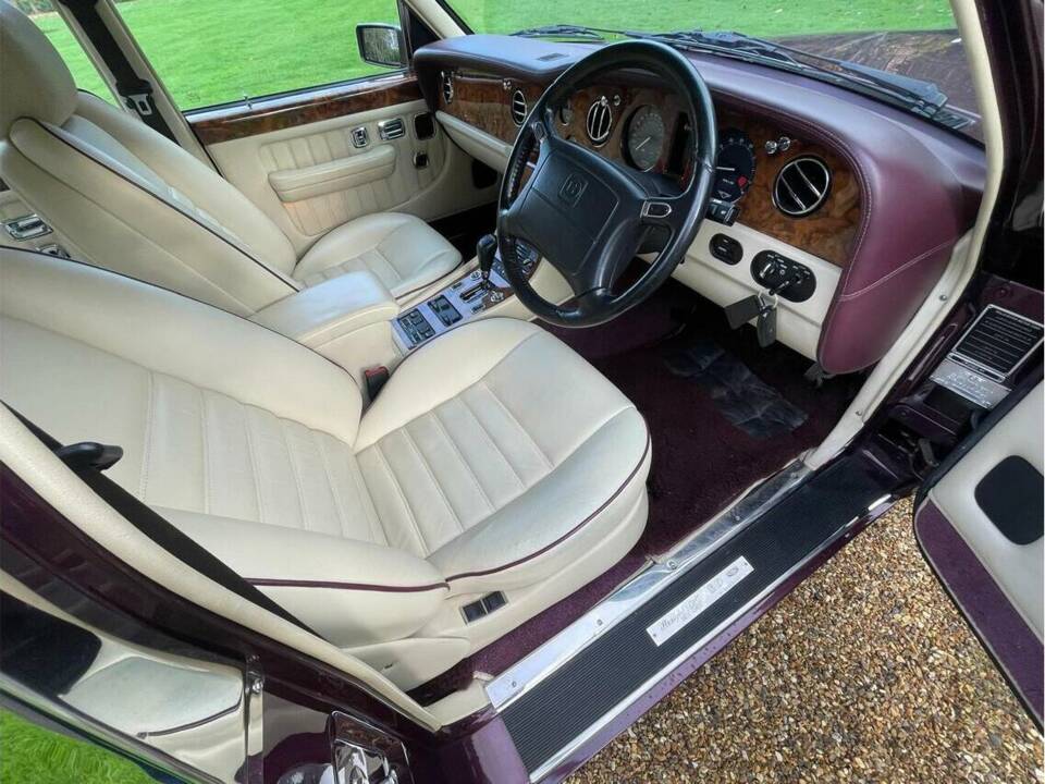 Imagen 11/35 de Bentley Turbo RT lang (1997)